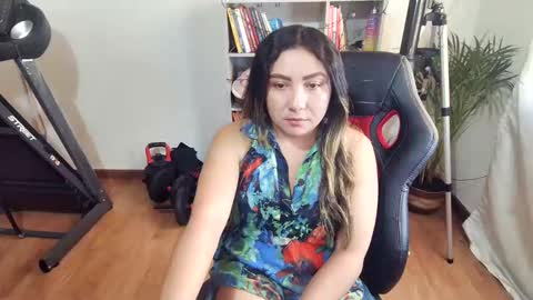 Im VelaI will be Christmas and New Year with my family December 22 to January 13 I will miss you guys. online show from 01.22.25