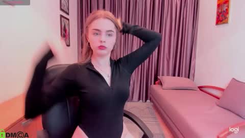 velora_vyxen online show from 10.16.25