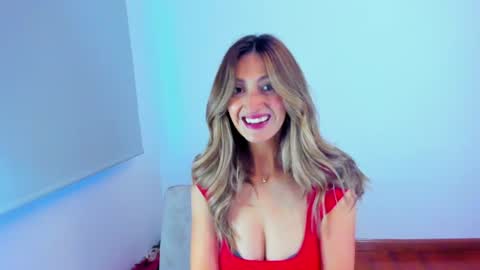 Snapshot of velourmuse chatting on 07.10.26 Sara online show from 07.10.26
