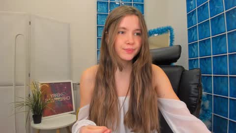 velvet_cherry online show from 12.18.24