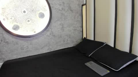 Snapshot of velvet_duo23 chatting on 04.19.26 Stefany Y Diego online show from 04.19.26