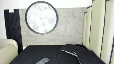Snapshot of velvet_duo23 chatting on 04.27.26 Stefany Y Diego online show from 04.27.26