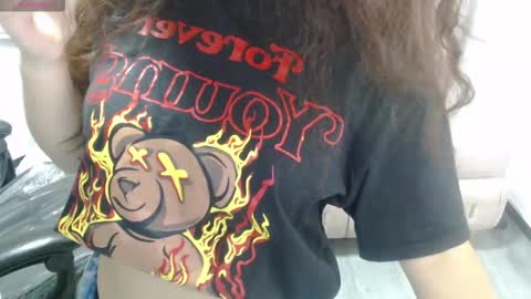 velvet_moon_v online show from 03.12.26