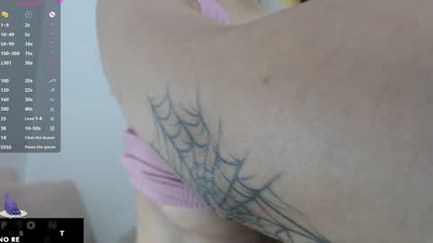 Snapshot of velvetcrystal chatting on 01.14.25  Crystal         PVT OPEN online show from 01.14.25