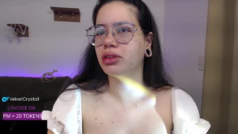 Snapshot of velvetcrystal chatting on 10.23.25  Crystal         PVT OPEN online show from 10.23.25