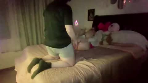 Snapshot of velvetkitten19 chatting on 02.11.26 Kitty online show from 02.11.26