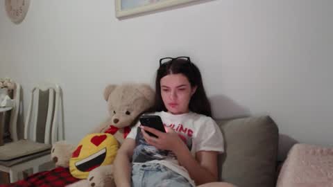 velvetmoon123 online show from 12.18.25