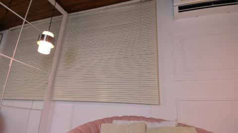 Velvet Nami online show from 04.04.26