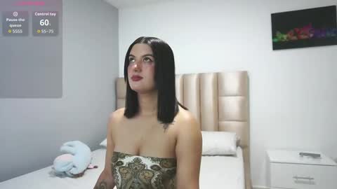 Snapshot of velvetsmith chatting on 09.22.25 velvet online show from 09.22.25