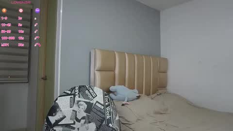 Snapshot of velvetsmith chatting on 01.16.26 velvet online show from 01.16.26