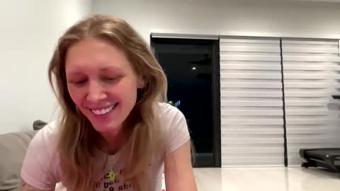 VelvetTGirl online show from 03.29.26