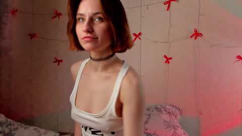 VelvetVine online show from 02.20.26