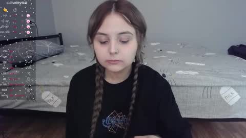 Snapshot of vendymories chatting on 02.23.26 eva 3 online show from 02.23.26