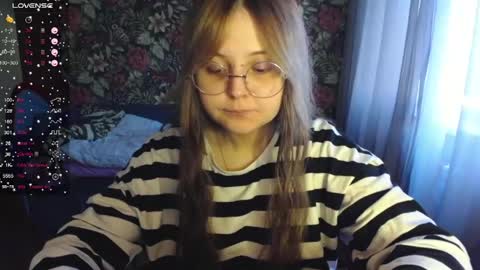 Snapshot of vendymories chatting on 04.29.26 eva 3 online show from 04.29.26