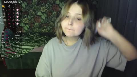 Snapshot of vendymories chatting on 05.17.26 eva 3 online show from 05.17.26
