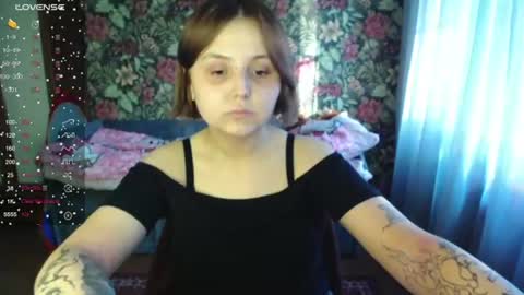 Snapshot of vendymories chatting on 06.16.26 eva 3 online show from 06.16.26