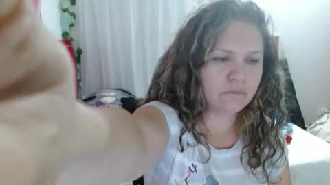 venecasexy44 online show from 10.24.25