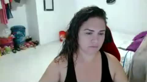 Snapshot of venecasexy44 chatting on 06.22.26 venecasexy44 online show from 06.22.26