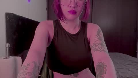 Lanna   online show from 11.12.25