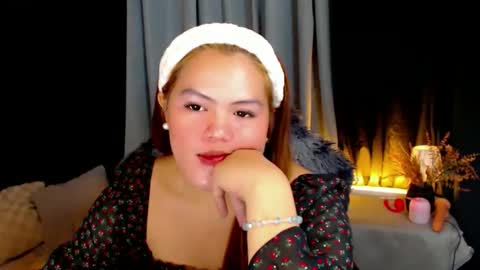 I am Colly Your mystery girl online show from 11.21.25