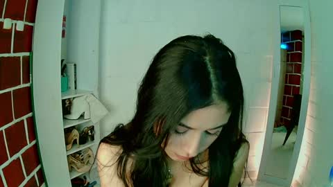 Snapshot of venus_megan chatting on 01.06.25 emily independent account  MY conextion 1100 GTM  to  17hr GTM online show from 01.06.25