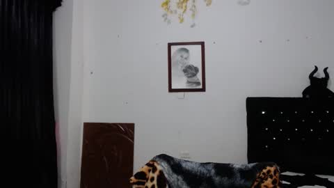 Snapshot of venus_menoza chatting on 01.11.26 venus_menoza online show from 01.11.26