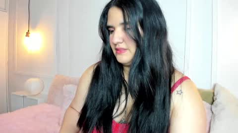 Snapshot of venus_naughty_1 chatting on 12.26.24 Sofi online show from 12.26.24