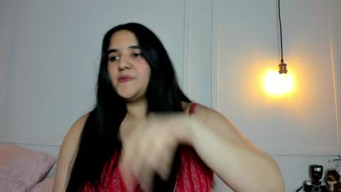 Snapshot of venus_naughty_1 chatting on 12.26.24 Sofi online show from 12.26.24