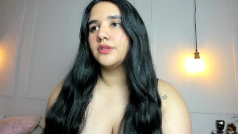 Snapshot of venus_naughty_1 chatting on 12.30.24 Sofi online show from 12.30.24