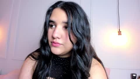 Snapshot of venus_naughty_1 chatting on 12.31.24 Sofi online show from 12.31.24