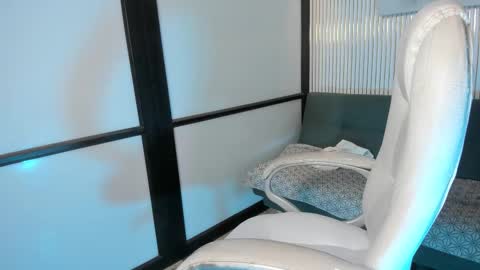 Snapshot of venuscoleman_ chatting on 02.05.26 Venus online show from 02.05.26