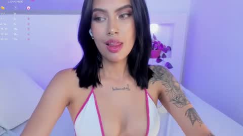 Venus Evans online show from 02.26.25