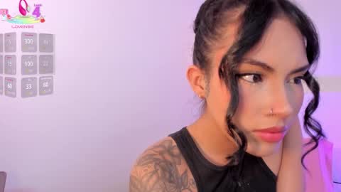 Venus Evans online show from 12.13.25