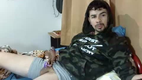 Snapshot of venusfranco_94 chatting on 12.29.24 venusfranco 94 online show from 12.29.24