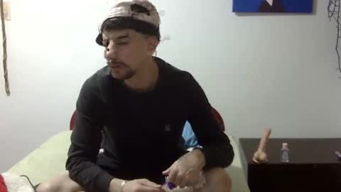 Snapshot of venusfranco_94 chatting on 02.17.25 venusfranco 94 online show from 02.17.25