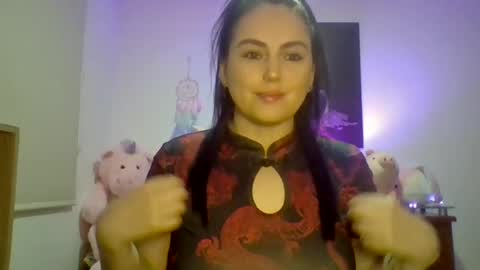 Snapshot of venusina07 chatting on 07.26.26 VENUSINA07 online show from 07.26.26