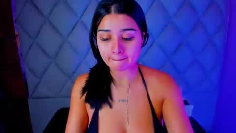 Venusowen  online show from 10.08.25