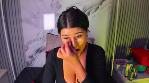 Snapshot of venusowen_ chatting on 05.06.26 Venusowen online show from 05.06.26