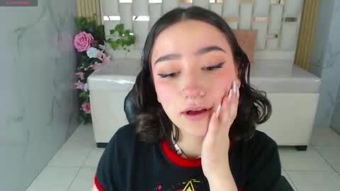 venuss online show from 12.18.25