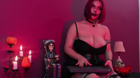 Venus Dark  online show from 10.19.25