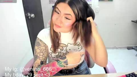 Snapshot of venussx_x chatting on 09.25.25 Venus MY BDAY 29 SEPT online show from 09.25.25