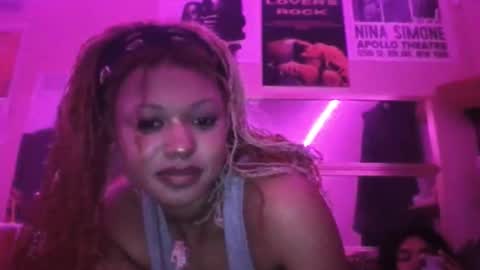 Snapshot of venusthestar chatting on 03.09.26 Venus the Star online show from 03.09.26