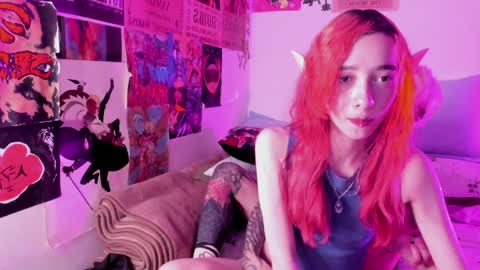 Snapshot of venusxneo chatting on 12.19.24 venusxneo online show from 12.19.24