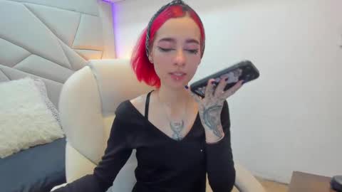 Snapshot of venusxneo chatting on 09.19.25 venusxneo online show from 09.19.25