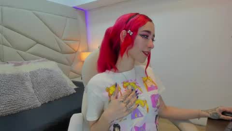 Snapshot of venusxneo chatting on 09.23.25 venusxneo online show from 09.23.25