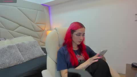 Snapshot of venusxneo chatting on 10.06.25 venusxneo online show from 10.06.25