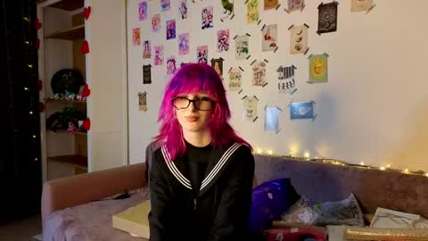 Snapshot of veolatownson chatting on 04.26.26 Erica online show from 04.26.26