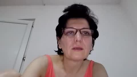 Vera online show from 10.19.25