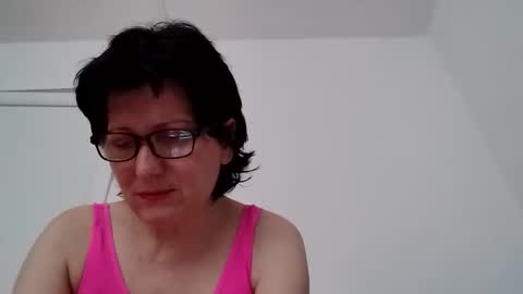 Snapshot of vera_elle chatting on 05.28.26 Vera online show from 05.28.26