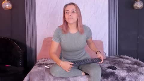 Snapshot of verabeautiful chatting on 01.08.26 verabeautiful online show from 01.08.26